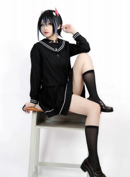 十四岁女孩用爸爸搂睡觉好吗