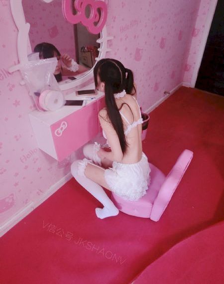 美丽的姑娘高清版在线观看