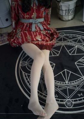在异世界迷宫里开后宫