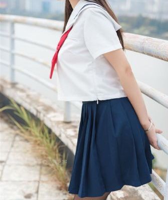 女人高潮喷水毛片