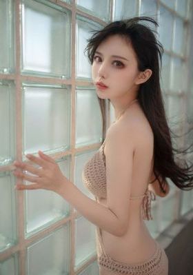 白肉丰臀
