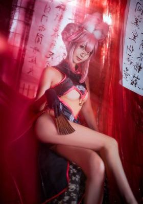 年轻的女教师2免费